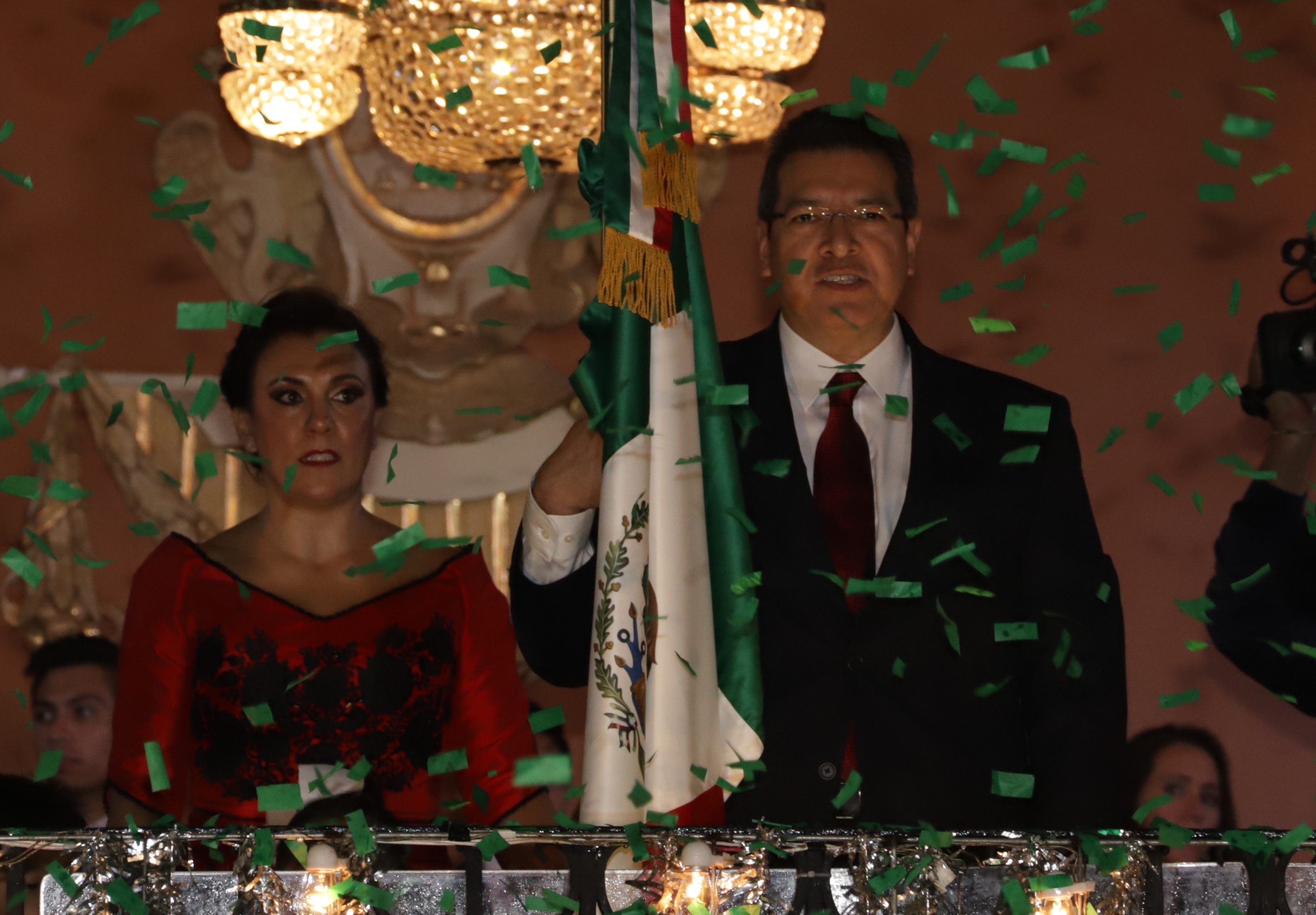 Encabeza Marco Mena Ceremonia Del Grito De Independencia Cuarto De